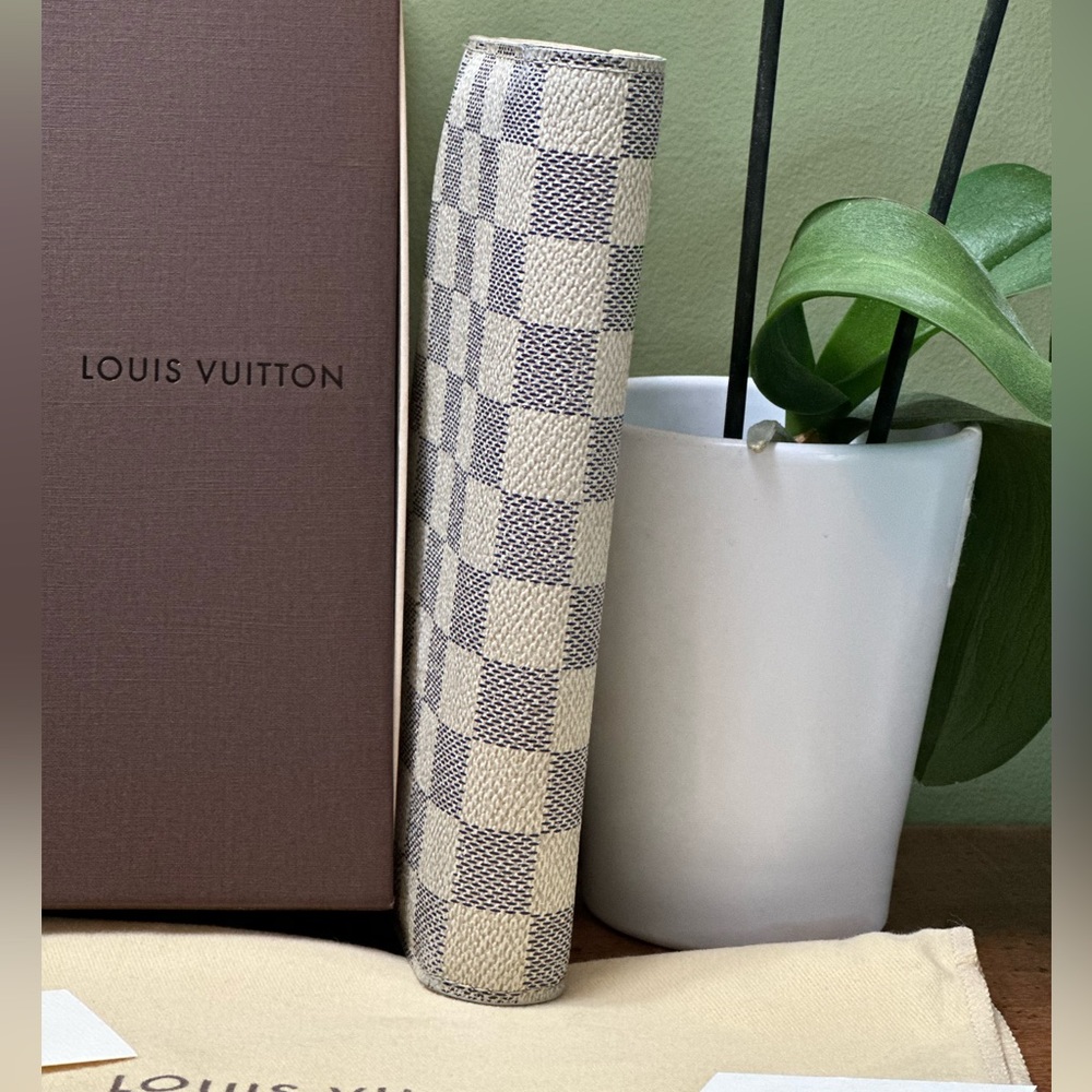 ❌SOLD❌Louis Vuitton Damier Azur Sarah Wallet with box & dust bag - Picture 5 of 17